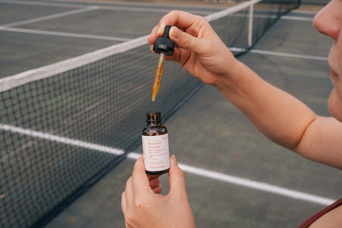 Traditional Chinese medicine herbs for pain relief corydalis turmeric frankincense